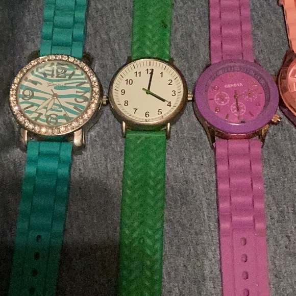 Set of Nine watches - Picture 2 of 7
